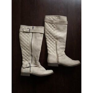 Cute Quilted Mid-Calf Boots